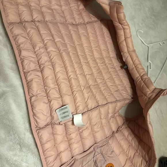 Save The Duck Light Pink Puffer Vest - Picture 5 of 6